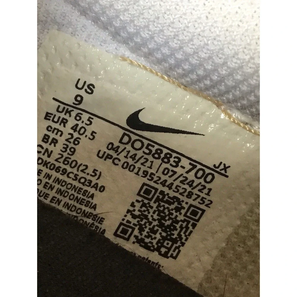 Nike Womens Size 9 Daybreak Golden Gals Twine White Waffle Shoes Sneakers DO5883